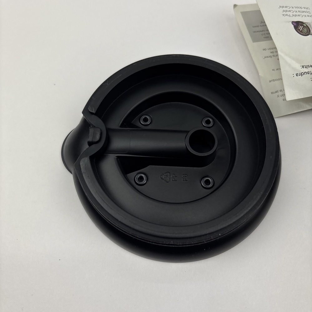 NEW Keurig 2.0 Replacement Black/Chrome Coffee Pot K-Carafe Lid 32oz. 1Qt. - Picture 8 of 9